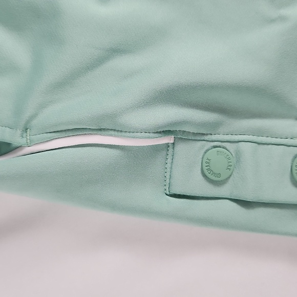 Gymshark Athleisure Light Green Pocket Short. Draw String Small Size - Picture 5 of 7